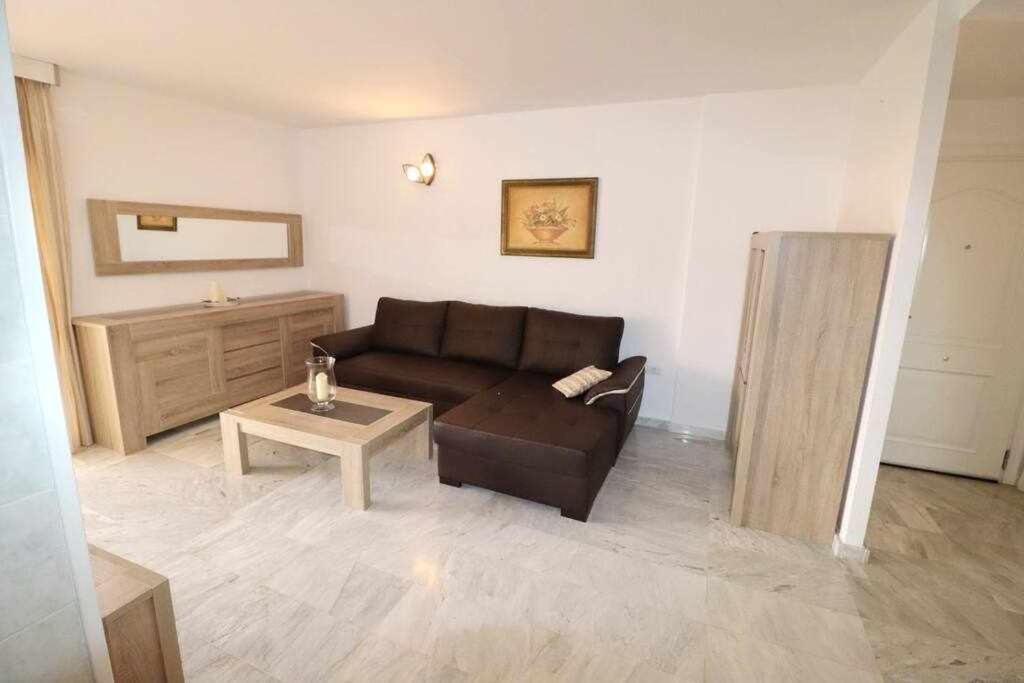 Dinastia B403 By Tenerife Rental & Sales Los Cristianos  Exterior photo
